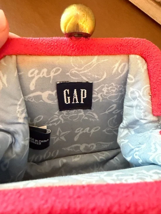 GAP-“Am I the Cutest or What?? Blue with Cherry Print Coin Purse with Red Trim - Picture 10 of 11